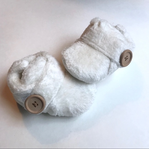 fuzzy baby booties